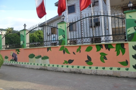 نقاشی دیواری پژوهشکده چای در خیابان شیخ زاهد توسط واحد خدمات شهر